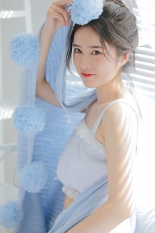 女朋友的妺妺2HD在线直播