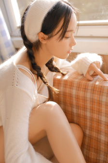 乳色吐息在线观看无删减版